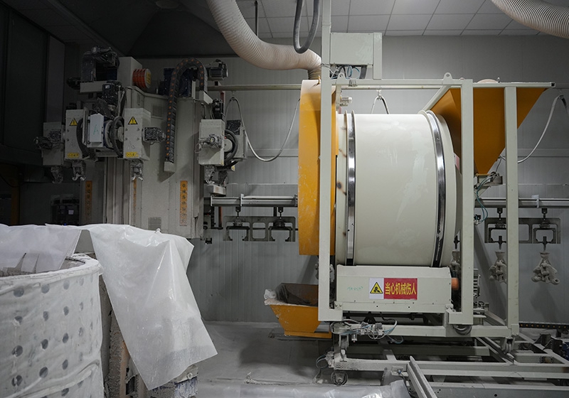 沾浆车间（自研：智能环保制壳生产系统）